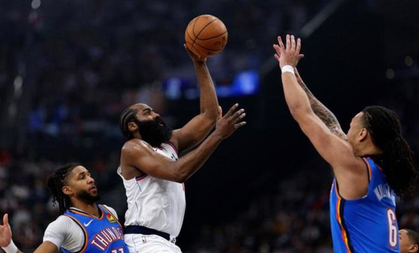 快船防守端效率下降，球队逐渐失去优势(快船的防守能力)